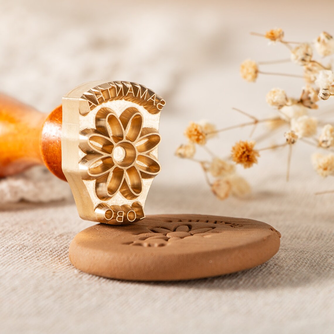 أختام طينية مخصصة للسيراميك بت - مراجعة Soap Stamp Custom وسعره