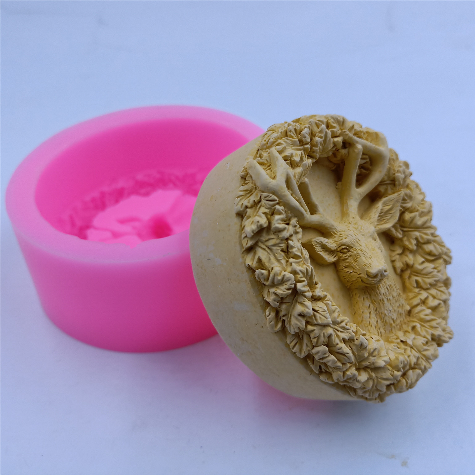 الغزلان تصميم الصابون قالب من  - مراجعة Soap Making Formula وسعره